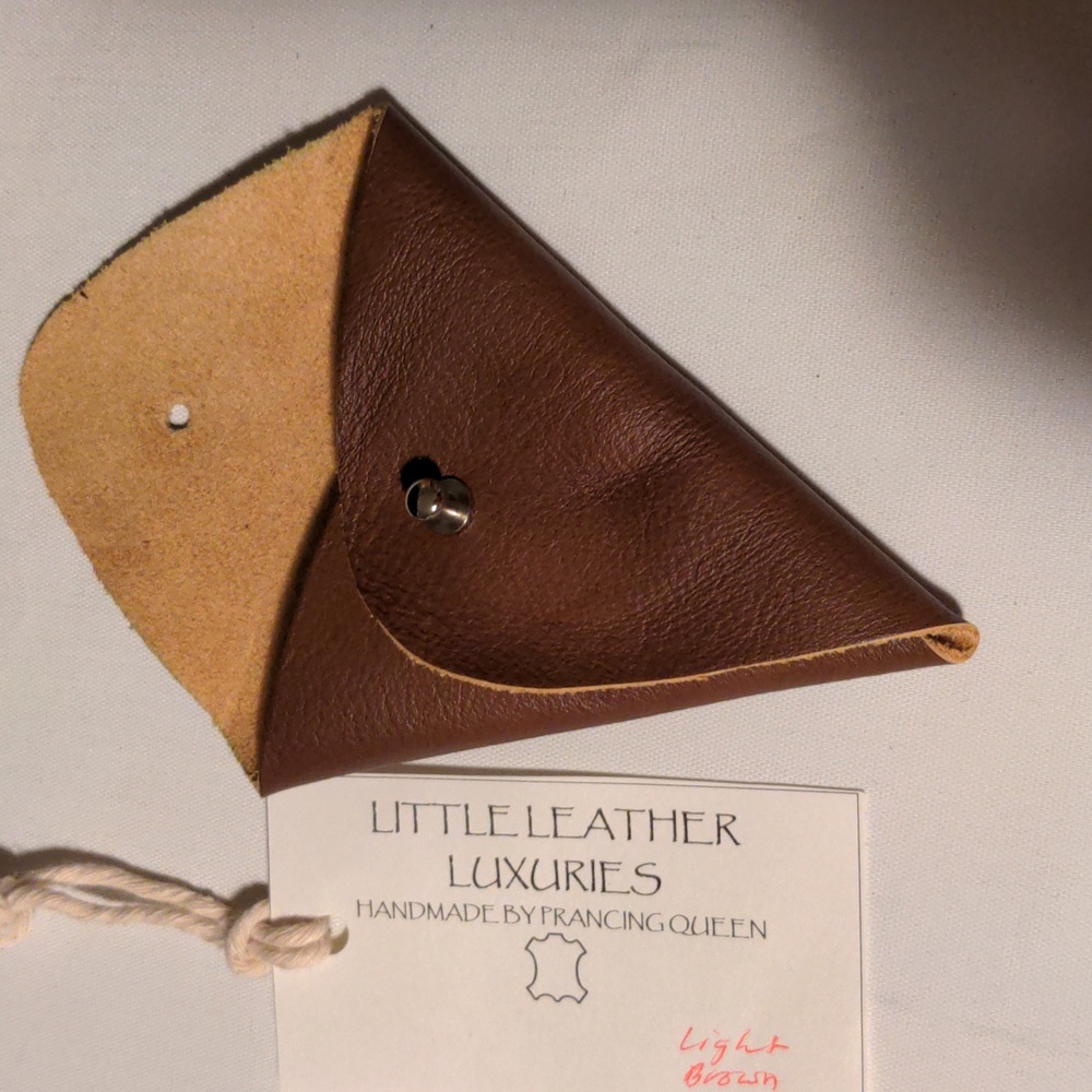 #04 Handmade Genuine Leather Triangle Coin Pouch Light Brown #04 - Picture 4 of 8